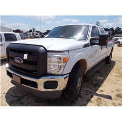 2011 FORD F250 PICKUP, VIN/SN:1FD7W2B64BEA35785 - 4X4, CREW CAB, GAS ENGINE, A/T, ODOMETER READING 2