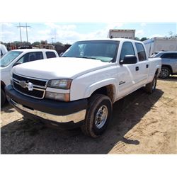 2007 CHEVROLET 2500HD PICKUP, VIN/SN:1GCHC23D37F185737 - CREW CAB, DURAMAX DIESEL ENGINE, A/T, ODOME