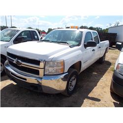 2008 CHEVROLET 2500HD PICKUP, VIN/SN:1GCHK23KX8F191196 - 4X4, CREW CAB, VORTEC GAS ENGINE, A/T, ODOM