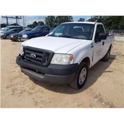 2005 FORD F150 XL PICKUP TRUCK, VIN/SN:1FTRF12255KF11015 - EXTENDED CAB, GAS ENGINE, A/T, ODOMETER R