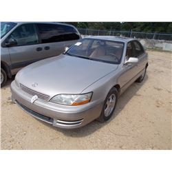 1993 LEXUS ES344 SEDAN, VIN/SN:JT8VK13TXP0187333 - GAS ENGINE, A/T, 129,574 MILES