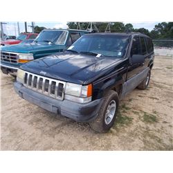 1997 JEEP GRAND CHEROKEE, VIN/SN:1J4FX58S7VC611457 - GAS ENG, A/T, ODOMETER READING 284,631 MILES