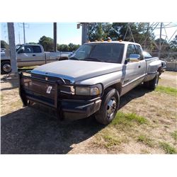 1997 DODGE RAM 3500 DUALLY, VIN/SN:3B7MC33D3VM522828 - EXT CAB, CUMMINS TURBO DIESEL, A/T, ODOMETER 