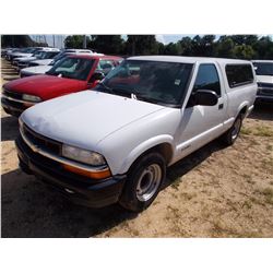 2002 CHEVROLET S10 PICKUP, VIN/SN:1GCCS145728213471 - COVERED BODY, GAS ENG, A/T, ODOMETER READING 1