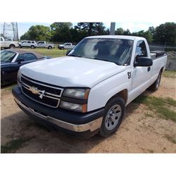 2006 CHEVROLET 1500 PICKUP, VIN/SN:3GCEG14V66G183398 - GAS ENGINE, A/T, ODOMETER READING 192,572 MIL