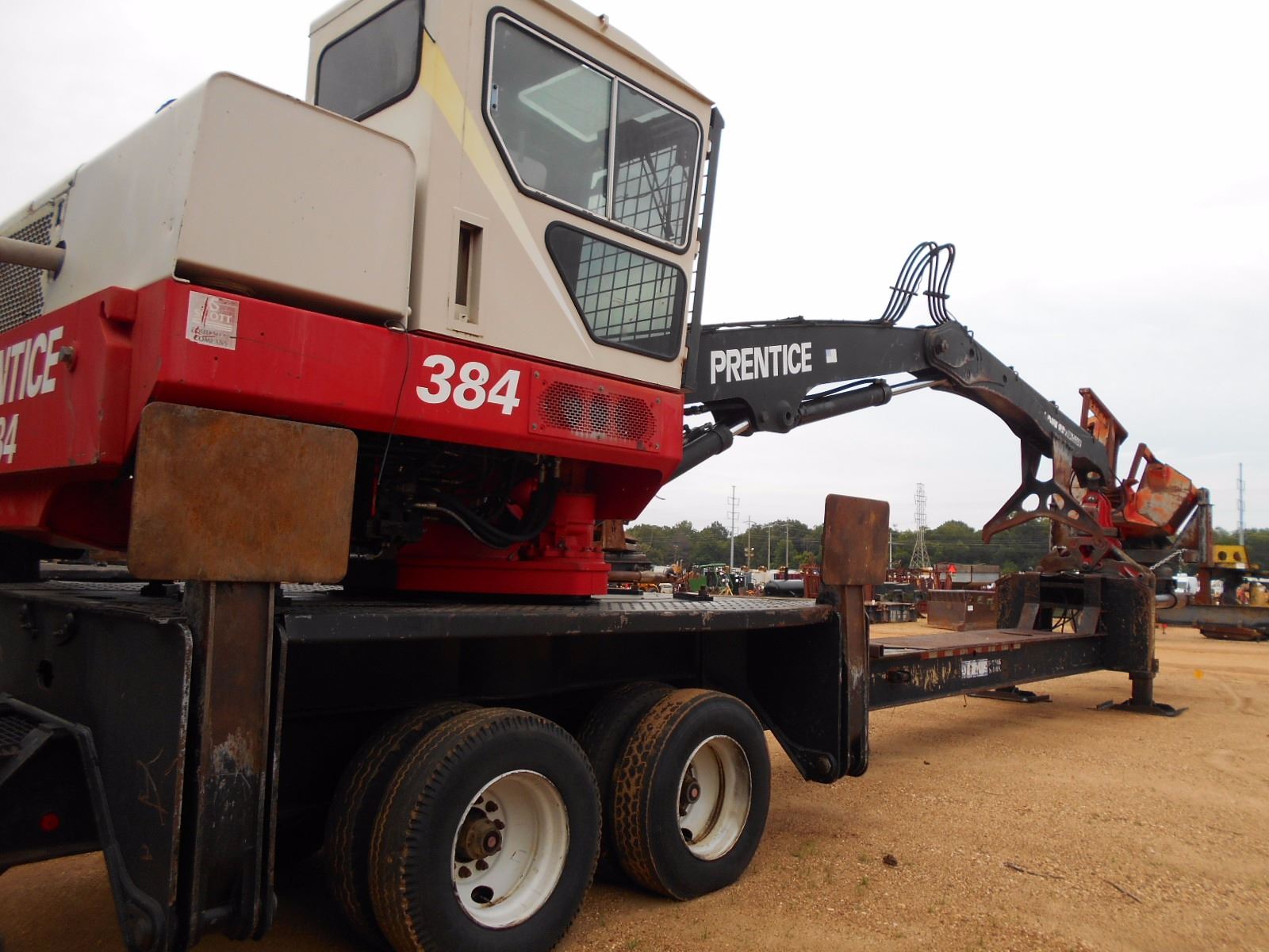 Prentice 384 PRENTICE 384 LOG LOADER, VIN/SN:PR59129 - CTR DELIMBER, ECAB W/AIR, 535 ...