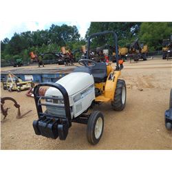 CUC CADET FARM TRACTOR, VIN/SN:22D100 - 3 PTH, PTO, ROLLBAR, METER READING 795 HOURS