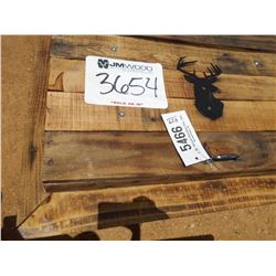 ICE CHEST ON STAND, PALLET WOOD