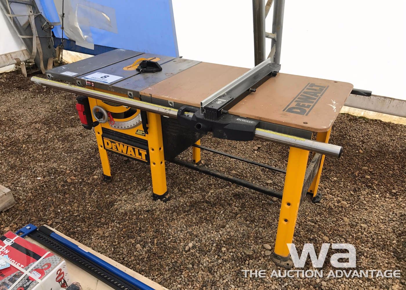 DEWALT DW746 10 TABLE SAW