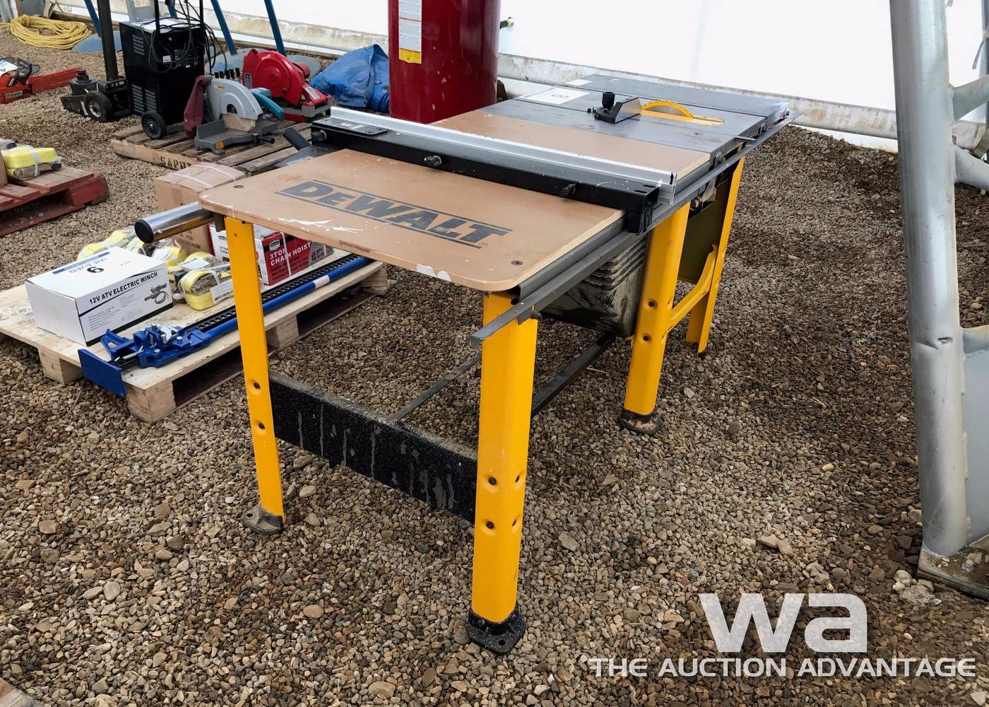 DEWALT DW746 10 TABLE SAW