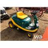 Image 2 : YARDMAN RIDING MOWER
