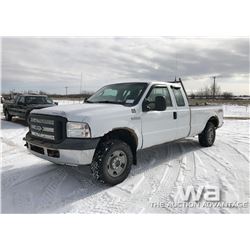 2006 FORD F250 E-CAB P/U