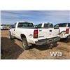 Image 4 : 2005 GMC SIERRA 2500 E-CAB P/U
