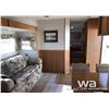 Image 8 : 2002 VANGUARD LEGEND TRAVEL TRAILER