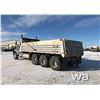 Image 4 : 2013 KENWORTH T800 TRI-DRIVE GRAVEL TRUCK