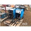 Image 2 : AIR LIQUIDE M200 MIG WELDER