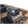 Image 1 : PLASTIC TRUCK BOX