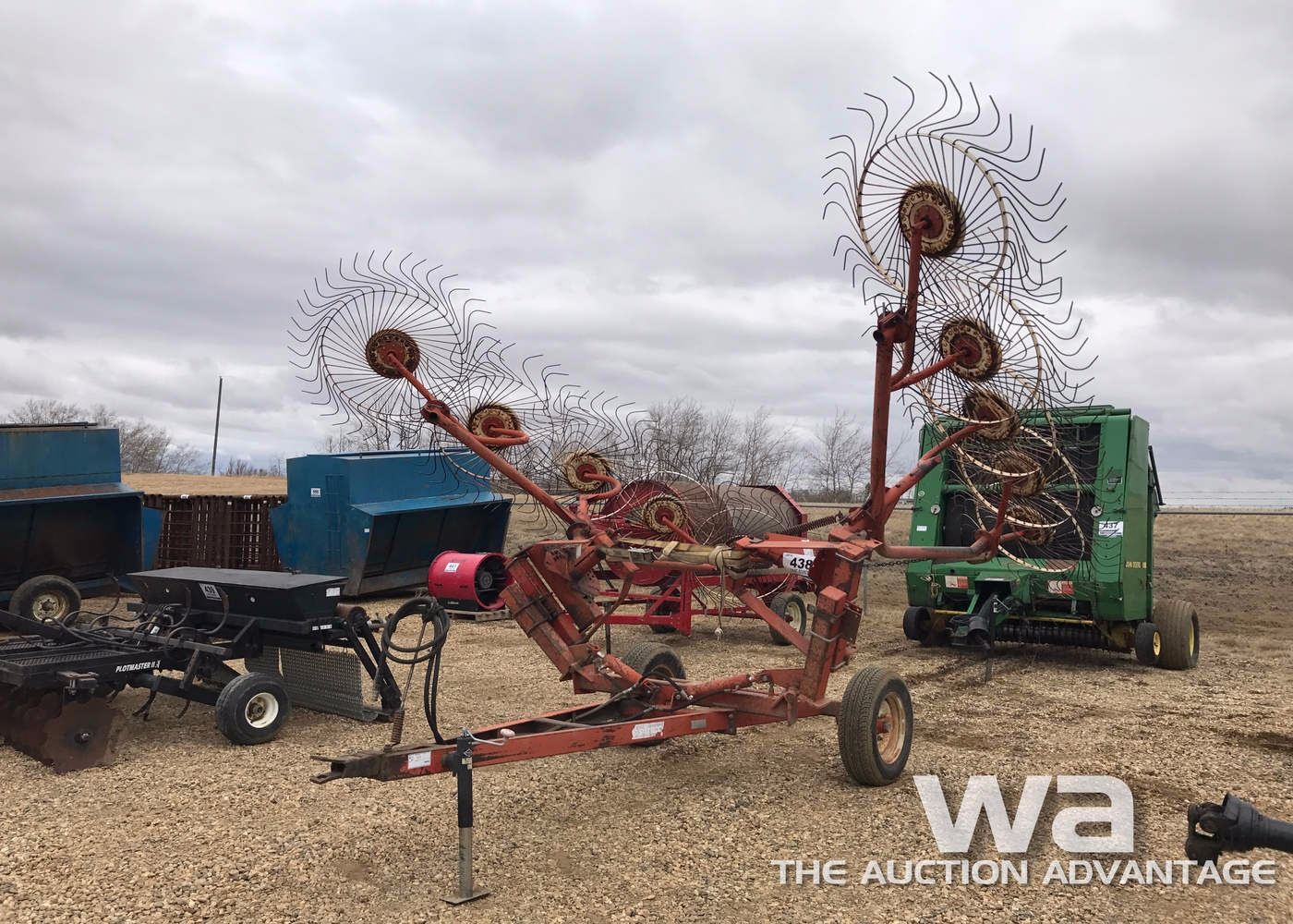 SITREX 10 WHEEL V-HAY RAKE