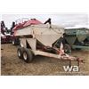 Image 2 : WILLMAR 500 T/A FERTILIZER SPREADER