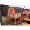 Image 2 : PORTABLE CHICKEN COOP