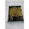 Image 1 : LARGE LOT OF GOLD TONE JEWELLRY