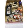 Image 1 : BOX OF COLLECTIBLES