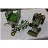 Image 2 : THREE JOHN DEERE DIE CAST TRACTORS
