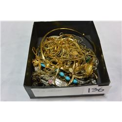 BOX OF JEWELLRY