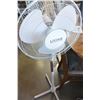 Image 1 : LIVING SOLUTIONS FLOOR FAN