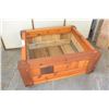 Image 1 : NEW RED CEDAR PLANTER BOX