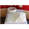 Image 1 : WAX SPA MACHINE WITH BULK WAX