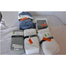 4 QUEEN SHEET SETS AND PILLOW CASES