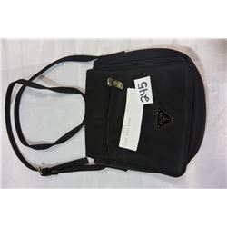 BLACK GUESS PURSE