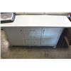 Image 1 : WHITE KITCHEN SERVER