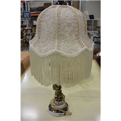 VINTAGE CHERUB TABLE LAMP