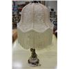 Image 1 : VINTAGE CHERUB TABLE LAMP