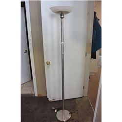 TALL FLOOR LAMP