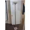 Image 1 : TALL FLOOR LAMP