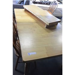 LARGE OAK TABLE WITH TWO LEAFS