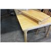 Image 2 : LARGE OAK TABLE WITH TWO LEAFS