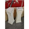 Image 1 : PAIR OF WHITE PEDESTLES