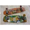 Image 1 : TWO WORLD INDUSTRIES SKATEBOARDS