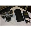Image 1 : VINTAGE CANON CAMERA AND DIGITAL FLASH WITH CASE