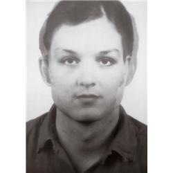 THOMAS RUFF (b. 1958) ANDERES PORTRAIT Nr. 102/13 signed, numbered of six and dated "Thomas Ruff ...