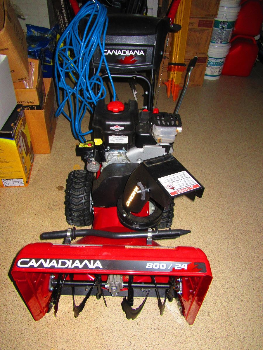 CANADIANA 800/24