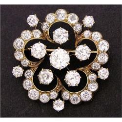 VERY FINE ANTIQUE DIAMOND BROOCH/PENDANT, Set with thirty-six old mine cut diamonds weighing ap...