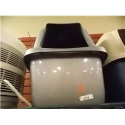 LITTER BOX - WITH COVER