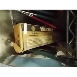 YAKIMA SKI/SNOWBOARD HOLDER - 3 TTL