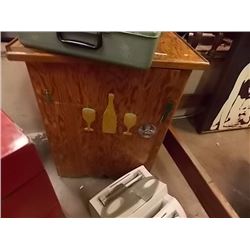 OAK CUPBOARD-1 DOOR -WITH WHEELS