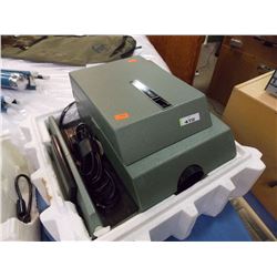 HONEY WELL PROJECTOR - VINTAGE